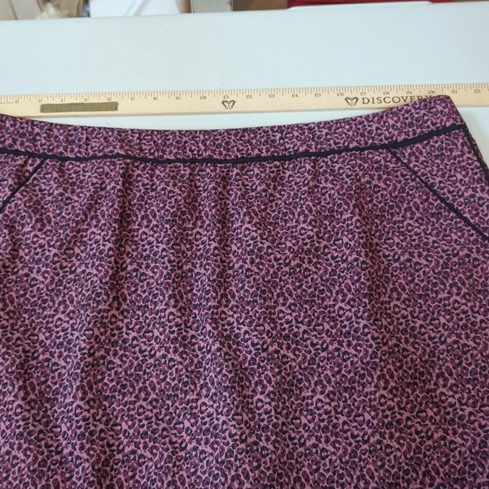 Chico's, Zenergy, leopard print plum colored skort. Sz 20